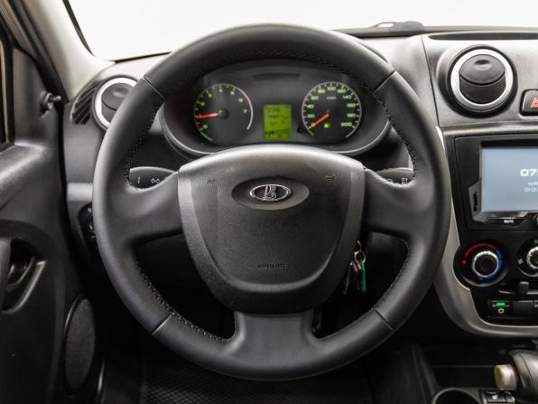 Lada (ВАЗ) Granta I с пробегом 2016 года, цена 558 000 рублей, 144247 км, седан, Автокод Объявления