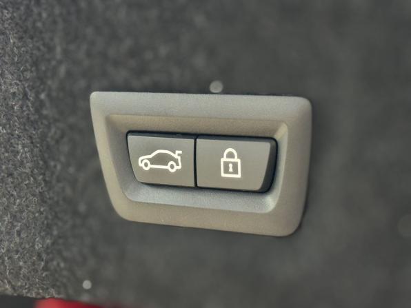 BMW 3 серии VII (G2x) с пробегом 2019 года, цена 5 300 000 рублей, 72080 км, седан, Автокод Объявления