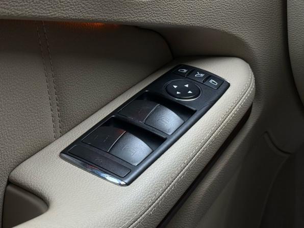 Mercedes-Benz E-Класс IV (W212 S212 C207) с пробегом 2009 года, цена 1 699 000 рублей, 243500 км, седан, Автокод Объявления