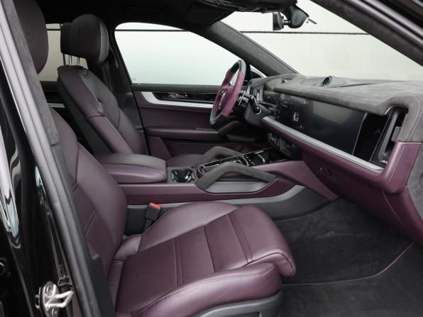 Porsche Cayenne III Рестайлинг с пробегом 2024 года, цена 14 998 000 рублей, 34973 км, внедорожник, Автокод Объявления