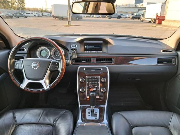 Volvo S80 II Рестайлинг с пробегом 2012 года, цена 990 000 рублей, 217339 км, седан, Автокод Объявления