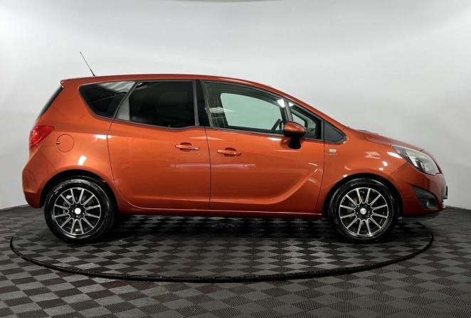 Opel Meriva B Рестайлинг с пробегом 2013 года, цена 730 000 рублей, 208904 км, компактвэн, Автокод Объявления