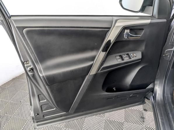 Toyota RAV4 IV (XA40) с пробегом 2013 года, цена 1 990 000 рублей, 137465 км, внедорожник, Автокод Объявления