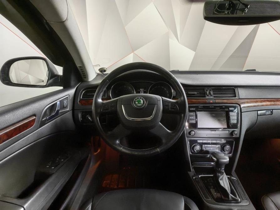 Skoda Superb II Москва  - изображение 19