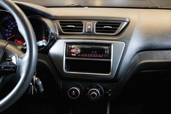 Kia Rio III с пробегом 2014 года, цена 859 000 рублей, 216763 км, седан, Автокод Объявления