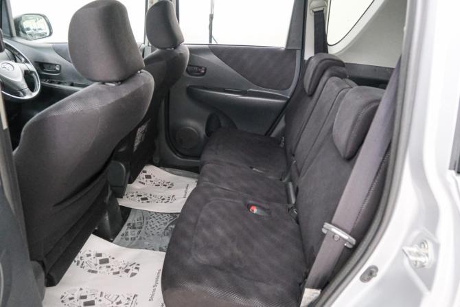 Toyota Ractis I с пробегом 2006 года, цена 629 000 рублей, 174000 км, хэтчбек, Автокод Объявления