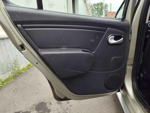 Renault Sandero I с пробегом 2012 года, цена 510 000 рублей, 154427 км, хэтчбек, Автокод Объявления