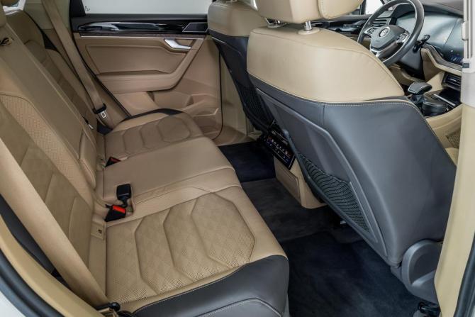 Volkswagen Touareg III с пробегом 2019 года, цена 5 096 000 рублей, 83467 км, внедорожник, Автокод Объявления