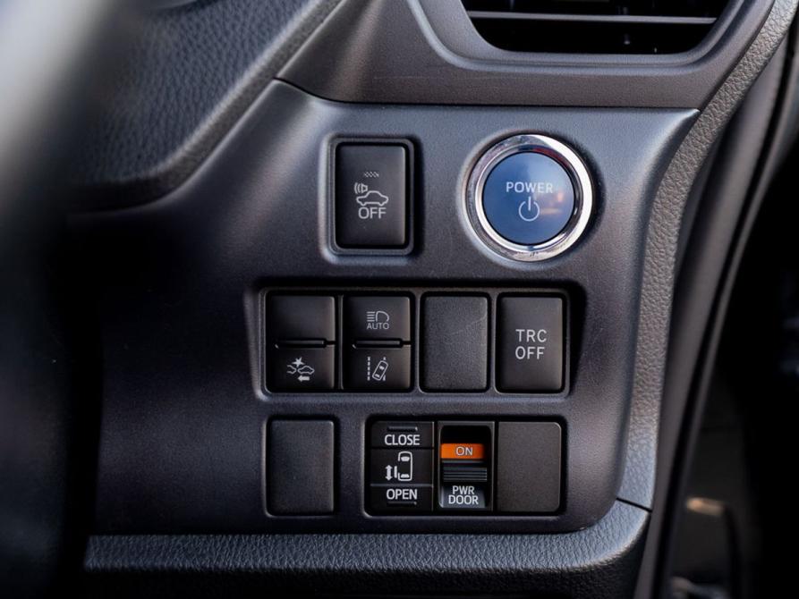 Toyota Noah III (R80) Новосибирск  - изображение 16