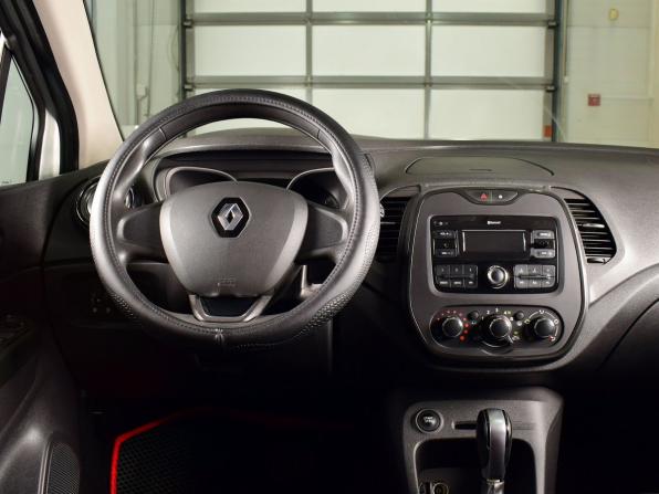 Renault Kaptur I с пробегом 2018 года, цена 1 199 999 рублей, 128886 км, внедорожник, Автокод Объявления