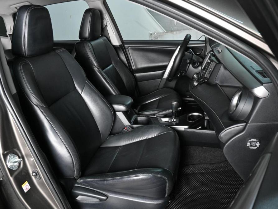 Toyota RAV4 IV (XA40) Рестайлинг Ростов-на-Дону  - изображение 8