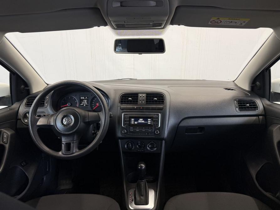Volkswagen Polo V Рестайлинг Псков  - изображение 13