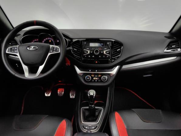 Lada (ВАЗ) Vesta I с пробегом 2019 года, цена 1 027 000 рублей, 131790 км, седан, Автокод Объявления