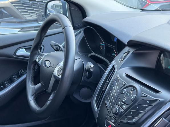 Ford Focus III с пробегом 2013 года, цена 699 000 рублей, 136036 км, хэтчбек, Автокод Объявления