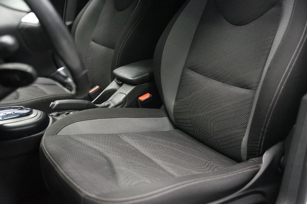 Peugeot 408 I Крым  - изображение 10