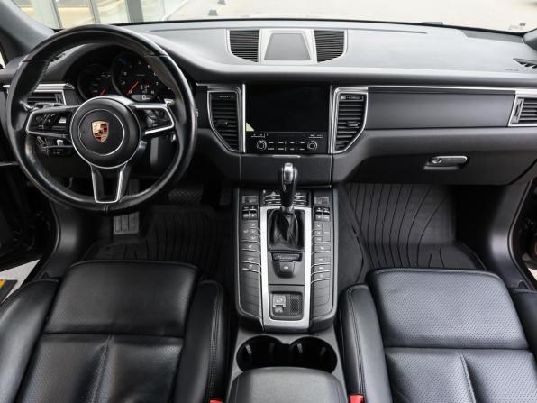 Porsche Macan I с пробегом 2018 года, цена 3 798 000 рублей, 95002 км, внедорожник, Автокод Объявления
