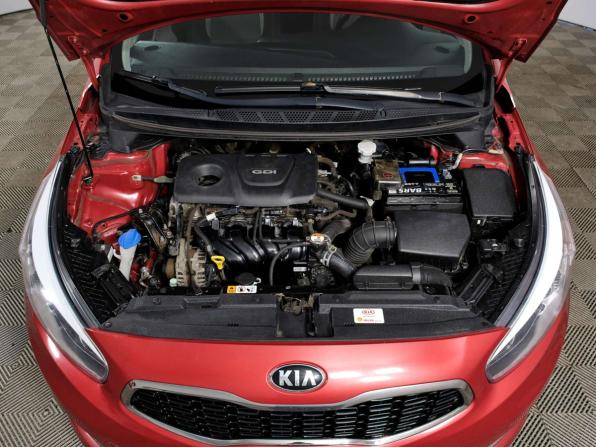 Kia Ceed II Рестайлинг с пробегом 2017 года, цена 1 288 000 рублей, 147190 км, хэтчбек, Автокод Объявления