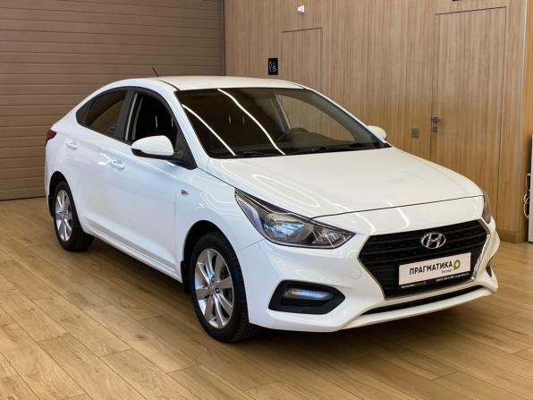 Hyundai Solaris II с пробегом 2019 года, цена 1 279 000 рублей, 121000 км, седан, Автокод Объявления