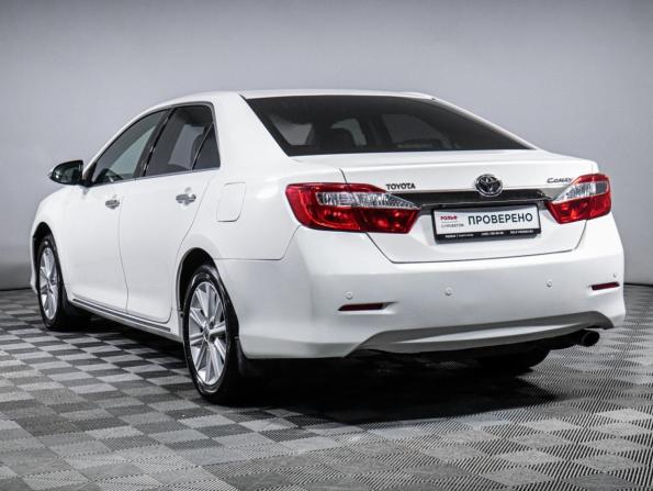 Toyota Camry VII (XV50) с пробегом 2013 года, цена 1 699 000 рублей, 210183 км, седан, Автокод Объявления
