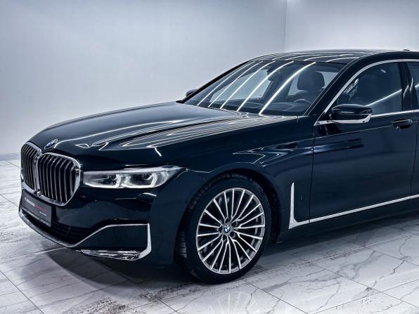 BMW 7 серии VI (G11/G12) Рестайлинг с пробегом 2021 года, цена 5 998 990 рублей, 99656 км, седан, Автокод Объявления