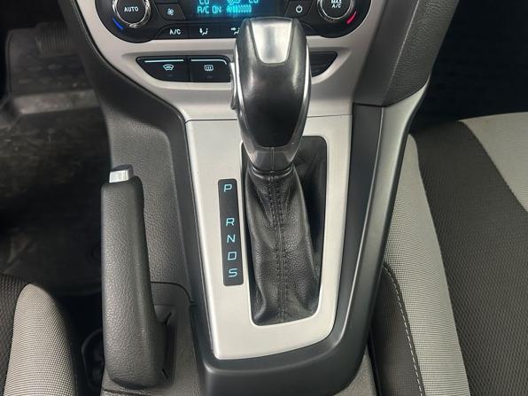 Ford Focus III с пробегом 2013 года, цена 649 000 рублей, 204466 км, хэтчбек, Автокод Объявления