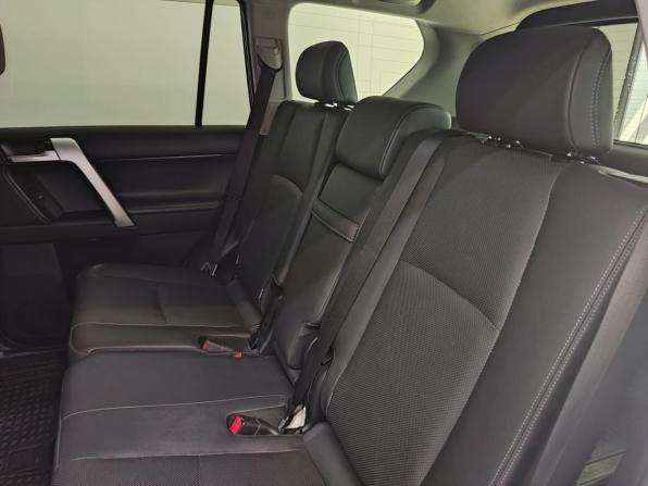 Toyota Land Cruiser Prado 150 Series Рестайлинг 2 с пробегом 2018 года, цена 5 950 000 рублей, 76129 км, внедорожник, Автокод Объявления