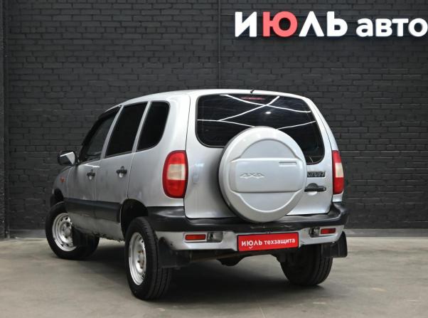Chevrolet Niva I с пробегом 2004 года, цена 290 000 рублей, 223996 км, внедорожник, Автокод Объявления