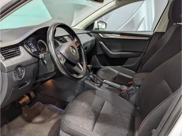 Skoda Octavia III (A7) Рестайлинг с пробегом 2020 года, цена 1 975 000 рублей, 122500 км, лифтбек, Автокод Объявления