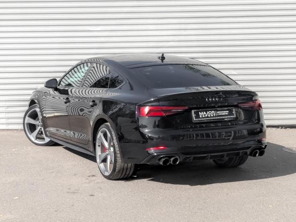 Audi A5 II (F5) Рестайлинг с пробегом 2019 года, цена 3 650 000 рублей, 136931 км, лифтбек, Автокод Объявления