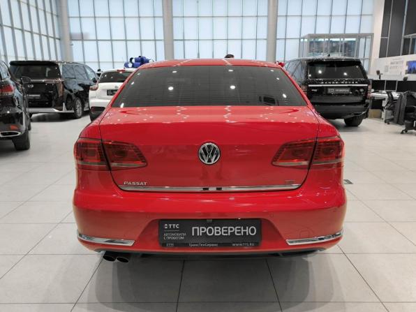 Volkswagen Passat B7 с пробегом 2013 года, цена 1 250 000 рублей, 199554 км, седан, Автокод Объявления