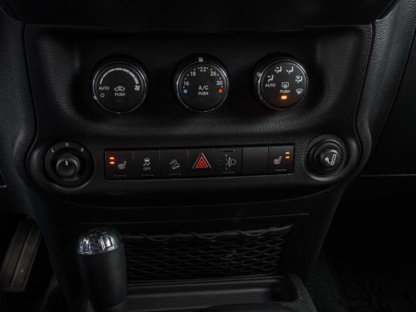 Jeep Wrangler III (JK) с пробегом 2014 года, цена 3 990 000 рублей, 63792 км, внедорожник, Автокод Объявления