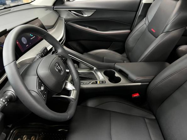 Changan CS35 Plus I Рестайлинг с пробегом 2025 года, цена 2 100 000 рублей, 5500 км, внедорожник, Автокод Объявления