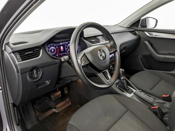 Skoda Octavia III (A7) Рестайлинг с пробегом 2020 года, цена 2 170 000 рублей, 93354 км, лифтбек, Автокод Объявления