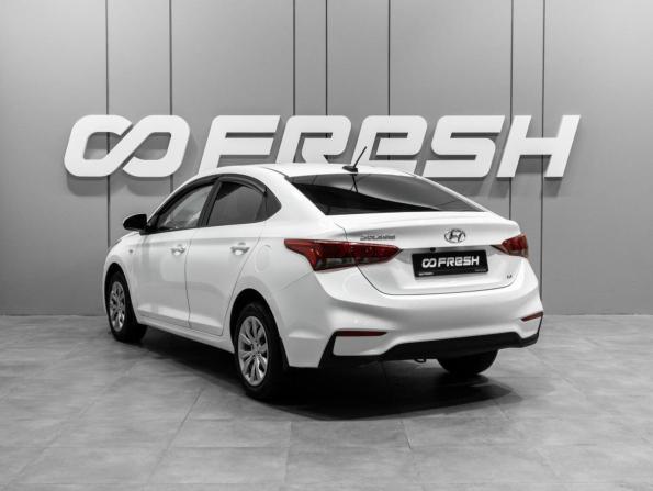 Hyundai Solaris II с пробегом 2019 года, цена 1 369 000 рублей, 88723 км, седан, Автокод Объявления