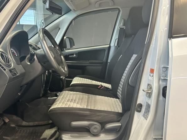 Suzuki SX4 I (Classic) Рестайлинг с пробегом 2010 года, цена 880 000 рублей, 155646 км, хэтчбек, Автокод Объявления