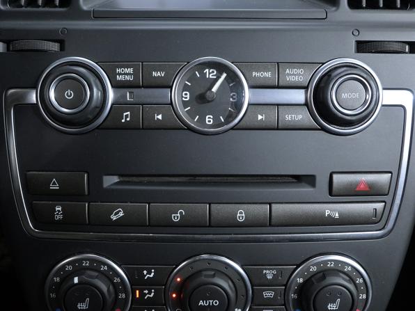 Land Rover Freelander II Рестайлинг 2 с пробегом 2014 года, цена 1 640 000 рублей, 127200 км, внедорожник, Автокод Объявления
