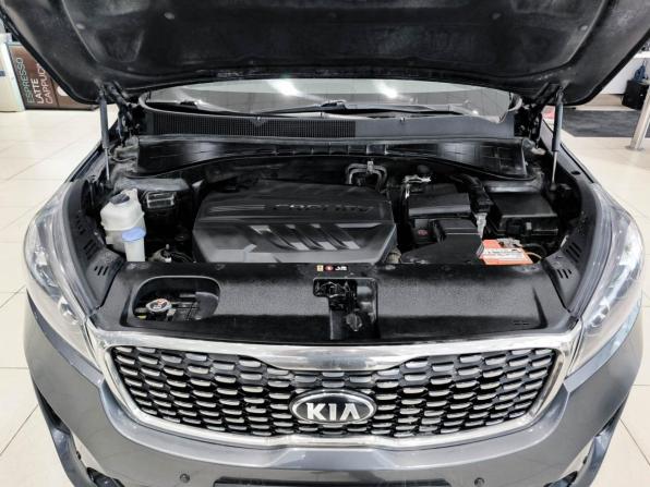Kia Sorento III Prime Рестайлинг с пробегом 2018 года, цена 2 200 000 рублей, 159000 км, внедорожник, Автокод Объявления