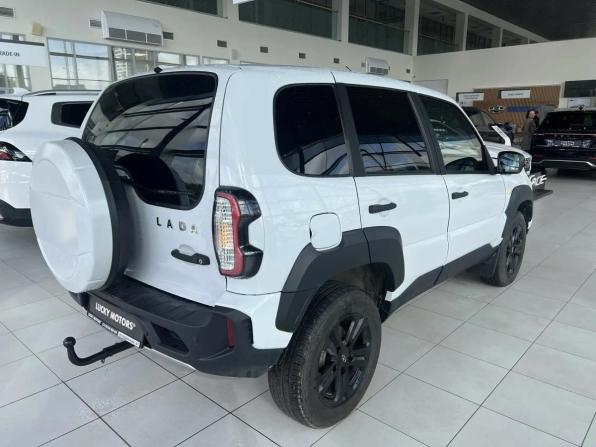 Lada (ВАЗ) Niva Travel I с пробегом 2023 года, цена 895 000 рублей, 26060 км, внедорожник, Автокод Объявления