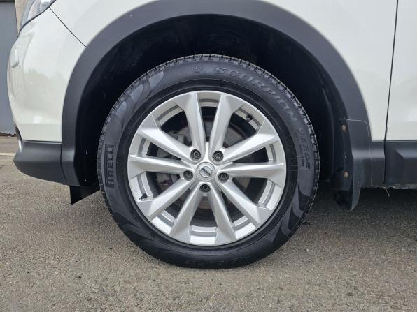 Nissan Qashqai II с пробегом 2014 года, цена 1 700 000 рублей, 97334 км, внедорожник, Автокод Объявления