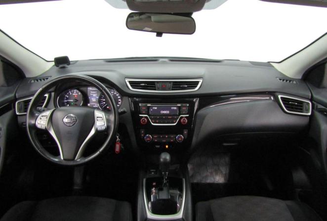 Nissan Qashqai II с пробегом 2018 года, цена 1 805 000 рублей, 93354 км, внедорожник, Автокод Объявления