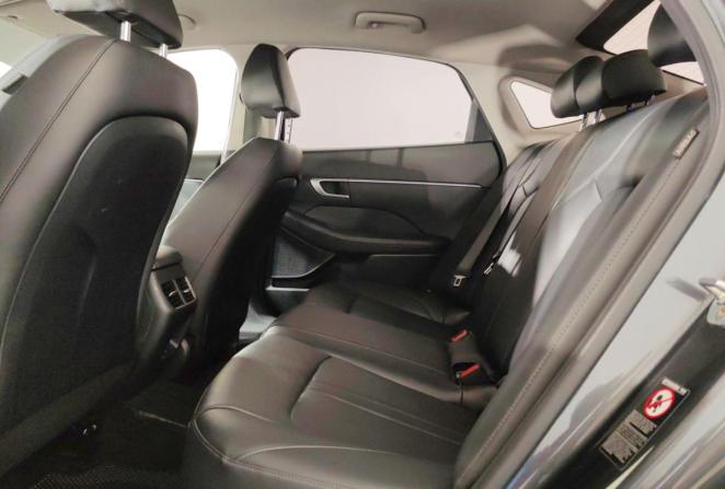 Hyundai Sonata VII (LF) Рестайлинг с пробегом 2019 года, цена 2 100 000 рублей, 126810 км, седан, Автокод Объявления