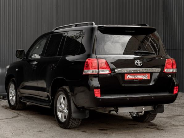 Toyota Land Cruiser 200 Series с пробегом 2010 года, цена 3 100 000 рублей, 340321 км, внедорожник, Автокод Объявления