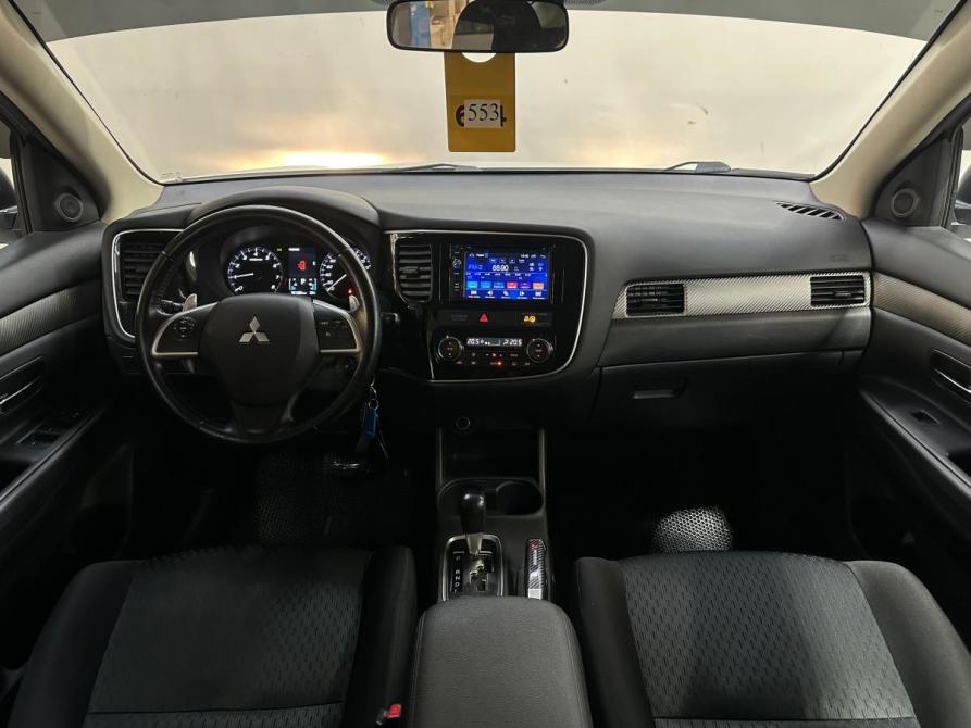Mitsubishi Outlander III Рестайлинг Санкт-Петербург  - изображение 8