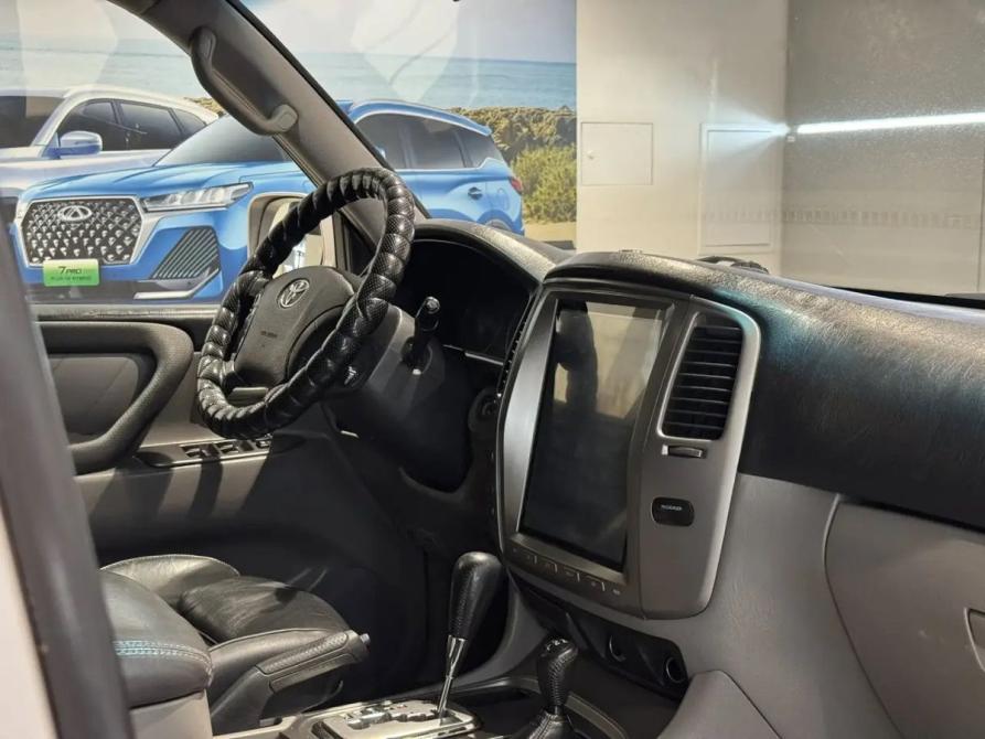 Toyota Land Cruiser 100 Series Рестайлинг 1 Новосибирск  - изображение 11