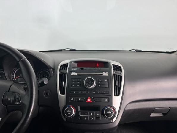 Kia Ceed I Рестайлинг с пробегом 2012 года, цена 755 000 рублей, 67130 км, хэтчбек, Автокод Объявления