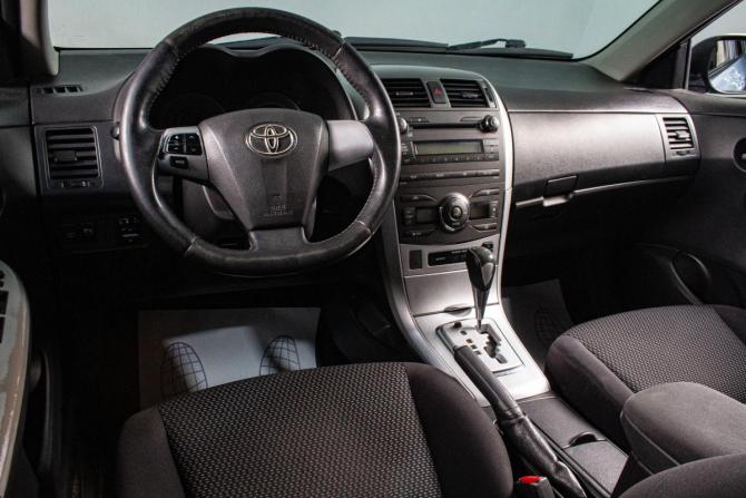 Toyota Corolla X (E140 E150) Рестайлинг с пробегом 2011 года, цена 1 199 000 рублей, 251000 км, седан, Автокод Объявления