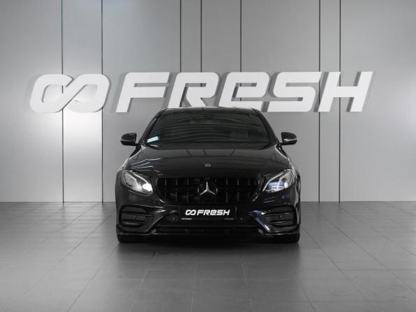 Mercedes-Benz E-Класс V (W213 S213 C238) с пробегом 2018 года, цена 3 049 000 рублей, 296218 км, седан, Автокод Объявления