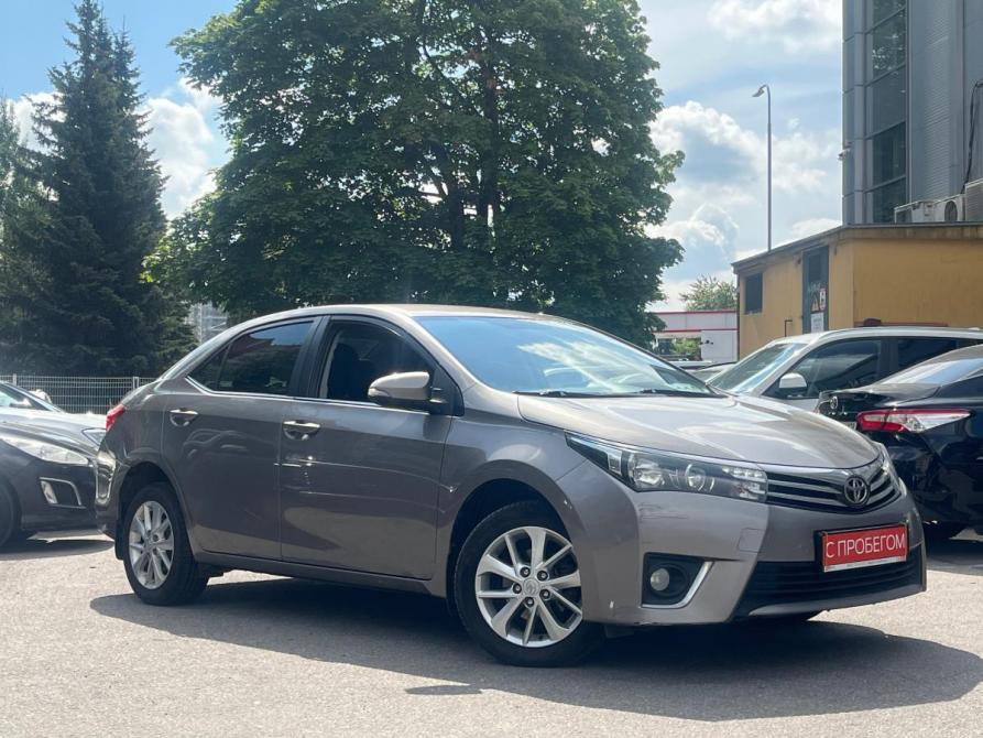 Toyota Corolla XI (E160 E170 E180) Санкт-Петербург  - изображение 1