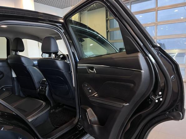 Haval Jolion I Рестайлинг с пробегом 2023 года, цена 2 218 000 рублей, 32948 км, внедорожник, Автокод Объявления