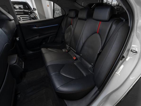 Toyota Camry VIII (XV70) Рестайлинг с пробегом 2021 года, цена 3 190 000 рублей, 61245 км, седан, Автокод Объявления